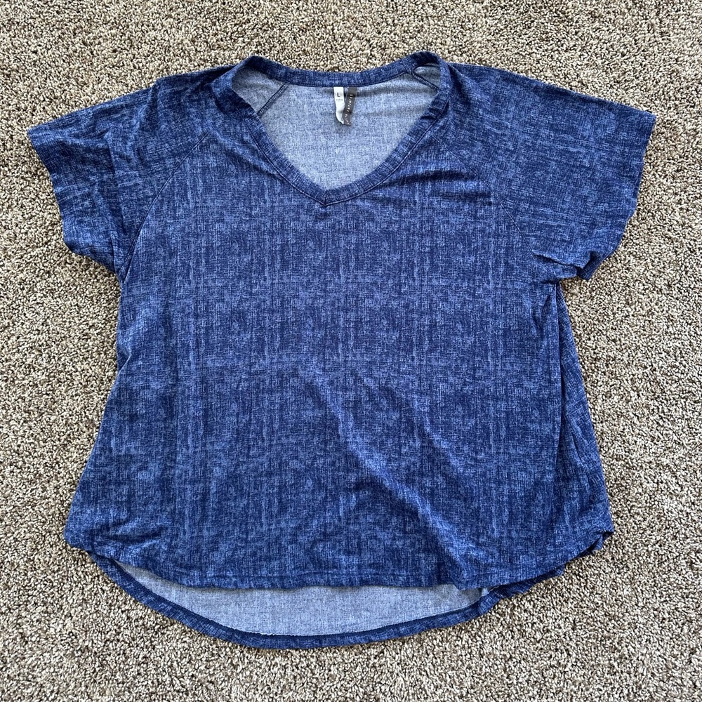 Blue/Purple‎ Shirt | spring feels
